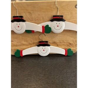 Christmas Hangers Snowmen Metal Swivel Hook Strong Lightweight